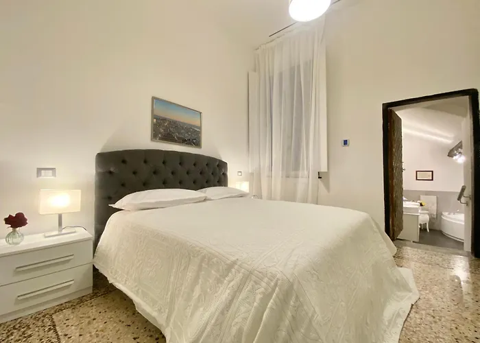 Casaviva - Lovely Trilo In The Heart Of Genoa